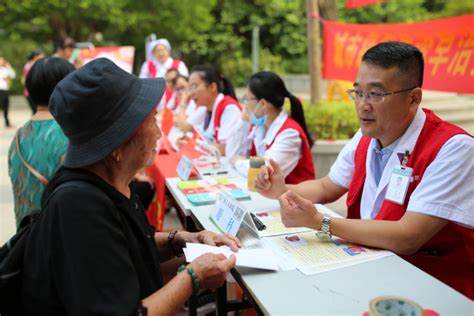 广西加强医疗护理员规范管理 解决就医陪护民生“痛点”